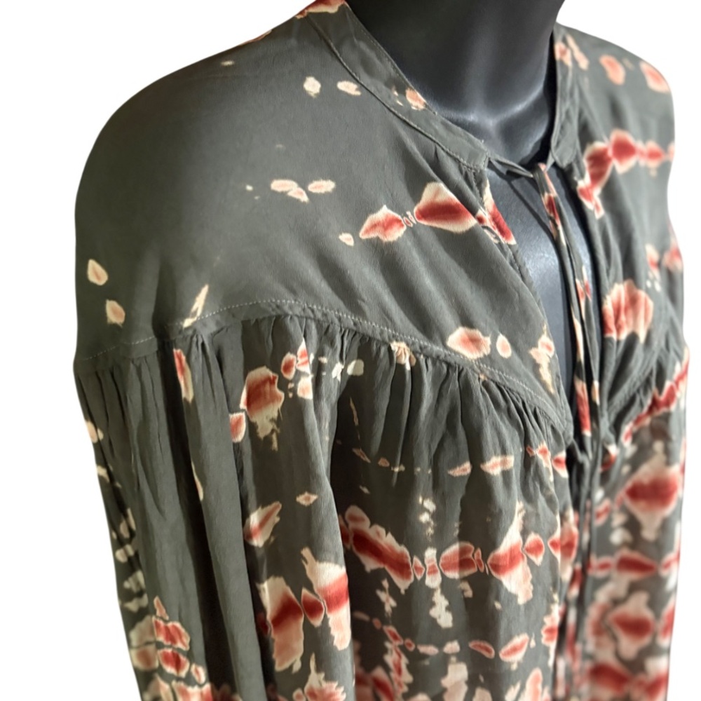Young Fabulous & Broke  Tie Die red & grey blouse small - Picture 6 of 11